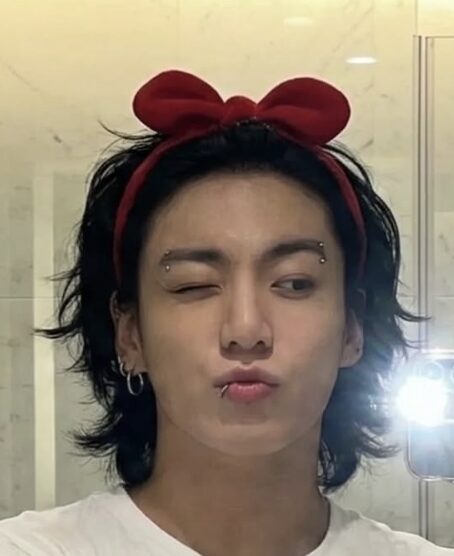 ジョングク 顔変わった