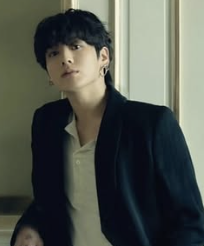 ジョングク 顔変わった