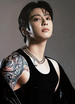 ジョングク 顔変わった