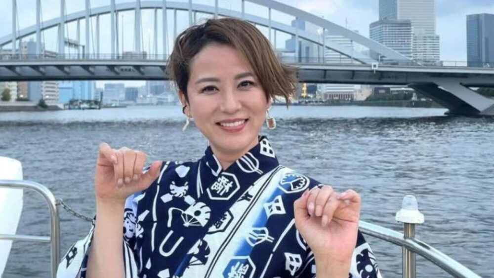 鈴木砂羽顔変わった