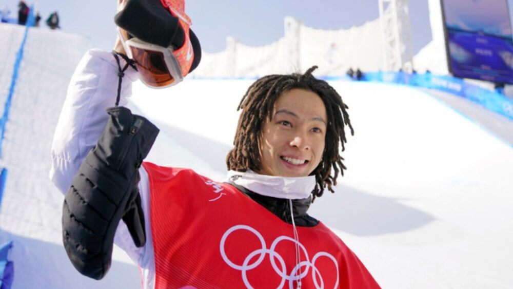 平野歩夢顔変わった