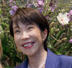 高市早苗　顔変わった