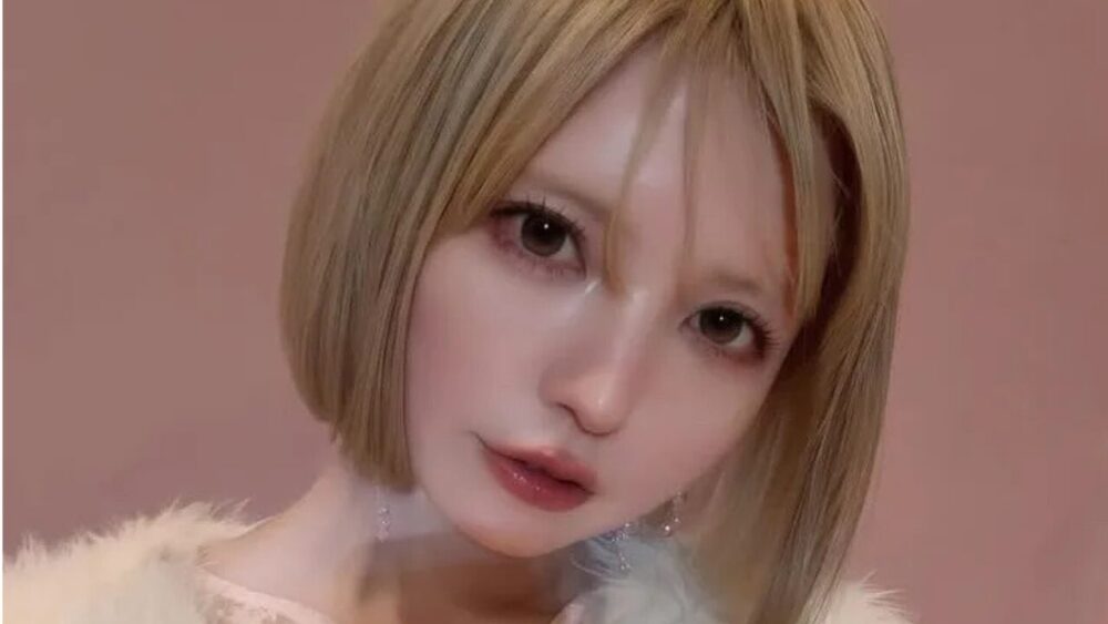 益若つばさ顔変わった