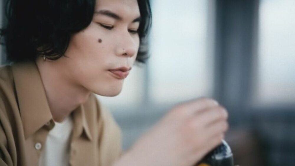 米津玄師顔変わった