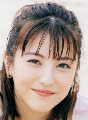 浜辺美波 顔変わった